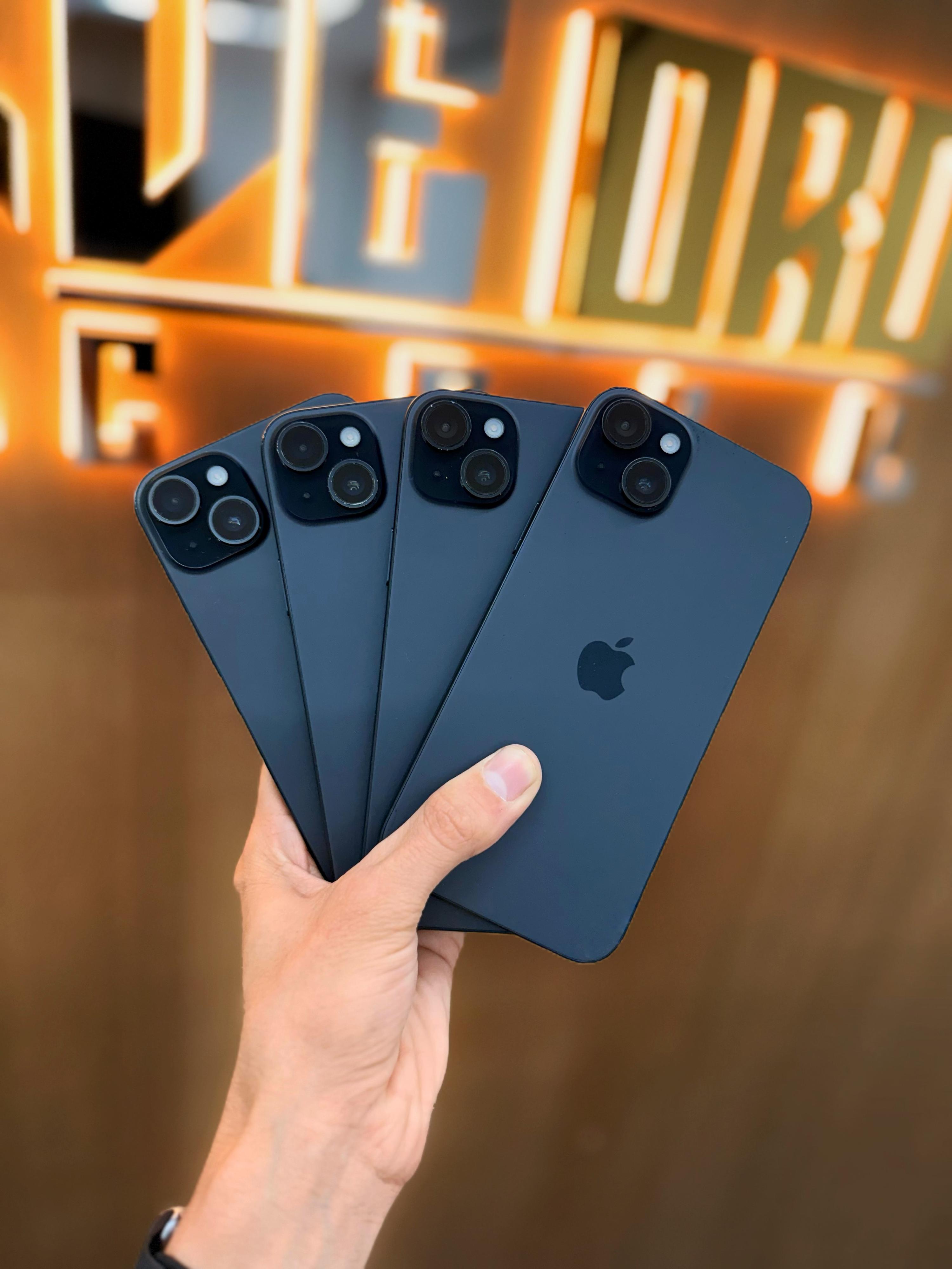 iPhone 15 Plus